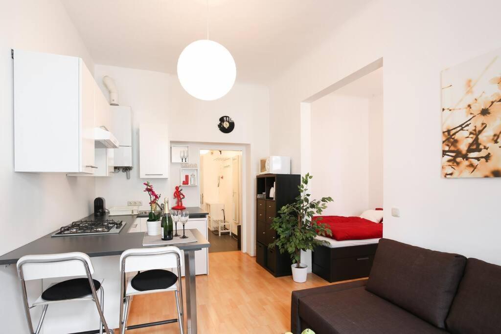 New Shalalaliving Vienna - Cosy Home Meidlinger Markt Kg12 Esterno foto