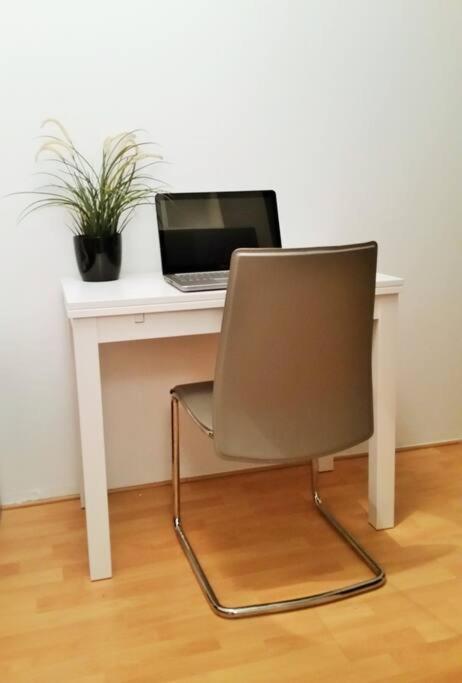 New Shalalaliving Vienna - Cosy Home Meidlinger Markt Kg12 Esterno foto